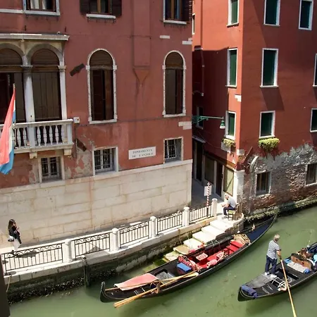 Anzolo Palace - & 2* Venedig