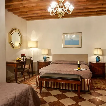 Anzolo Palace - & 3*