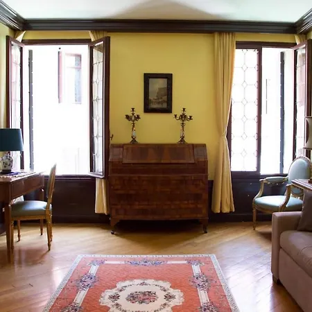 بيت ضيافة Anzolo Palace - &