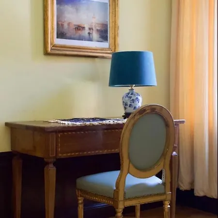 Anzolo Palace - & 3*