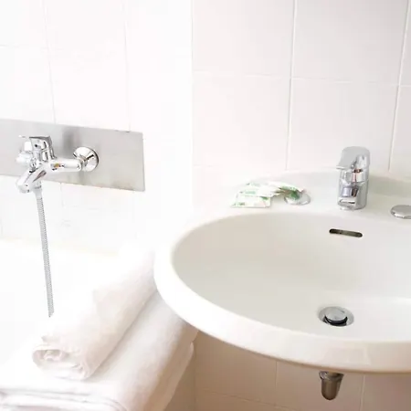 Гостевой дом Anzolo Palace - & 3*