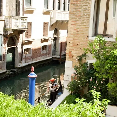 Гостевой дом Anzolo Palace - & 3*