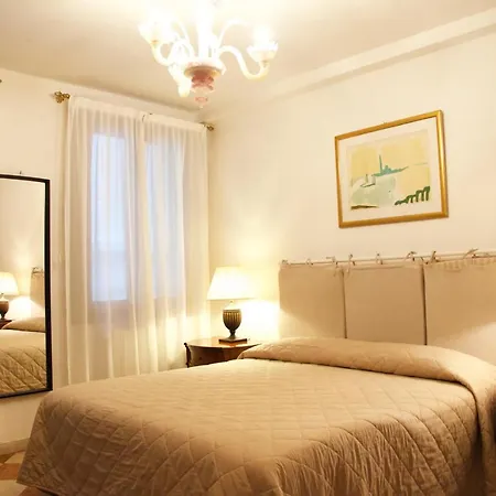 Anzolo Palace - & 3*