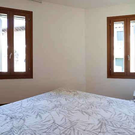 Гостевой дом Anzolo Palace - &