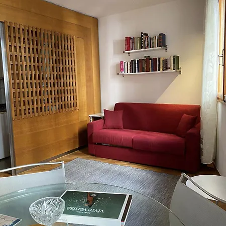 Гостевой дом Anzolo Palace - &