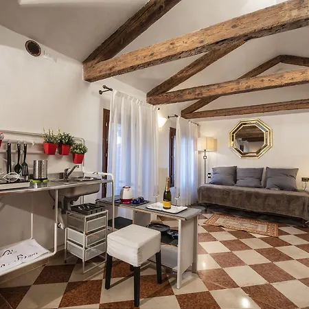 Anzolo Palace - & Гостевой дом 3*