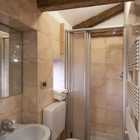 Anzolo Palace - & Гостевой дом 3*