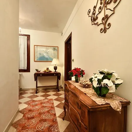 Anzolo Palace - & 3*