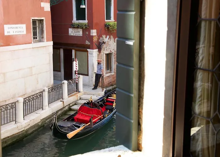 Pensión Anzolo Palace - & Venecia