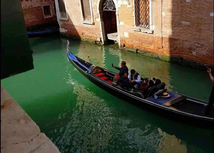 Pensión Anzolo Palace - & Venecia