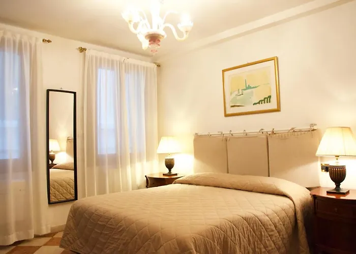 Anzolo Palace - & 3*