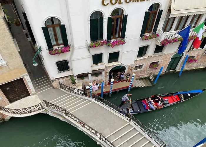 Anzolo Palace - & Pensión 3*