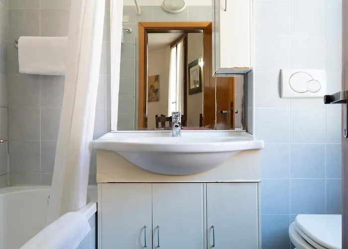 Anzolo Palace - & Pensión