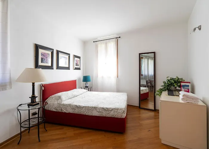 Pensión Anzolo Palace - & Venecia