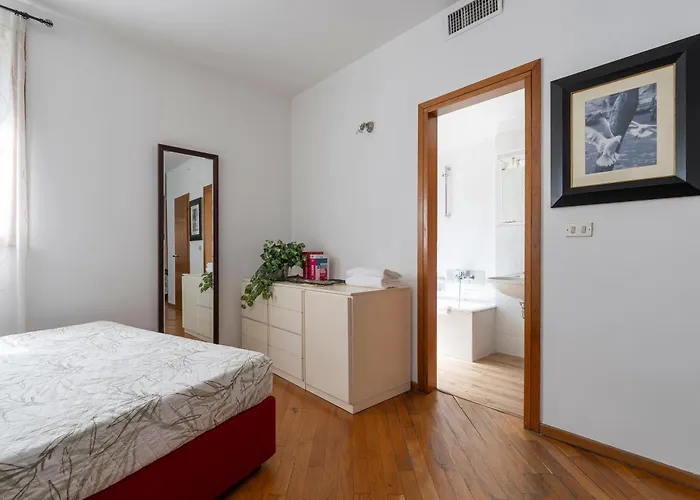 Pensión Anzolo Palace - &