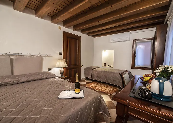 Anzolo Palace - & 3* Venecia