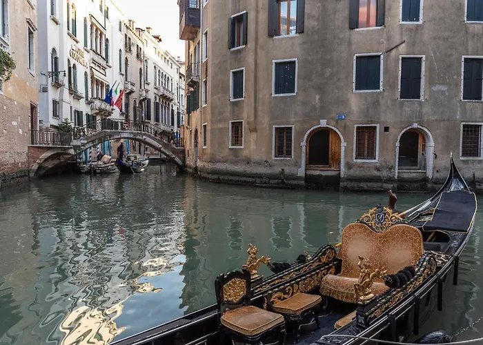 Pensión Anzolo Palace - & Venecia