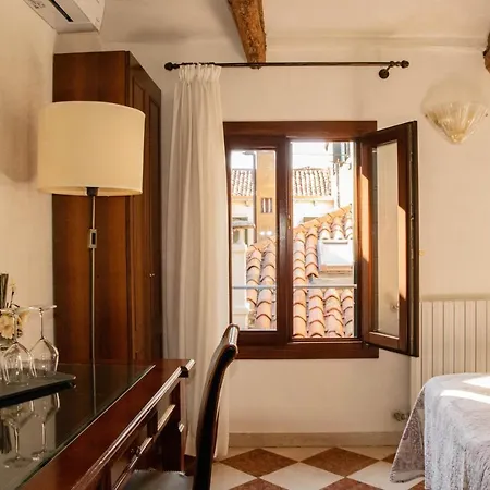 Anzolo Palace - & 3*